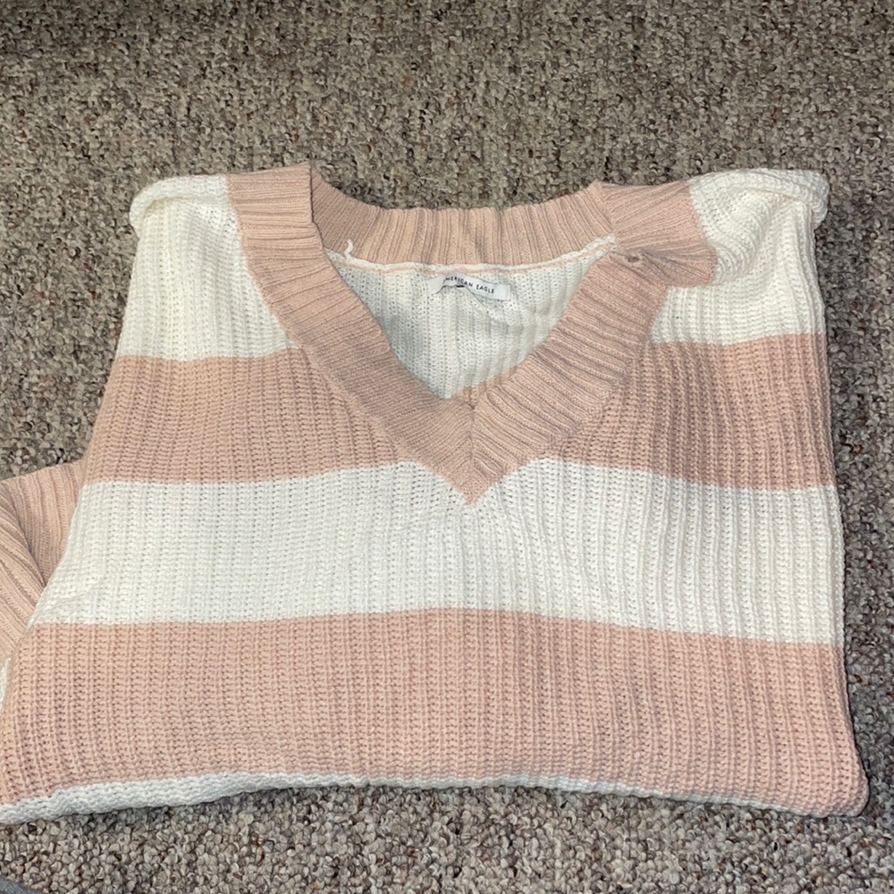 American eagle sweater